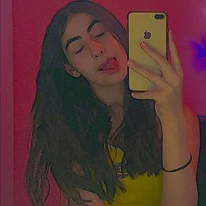 Meet your Posher, Perla